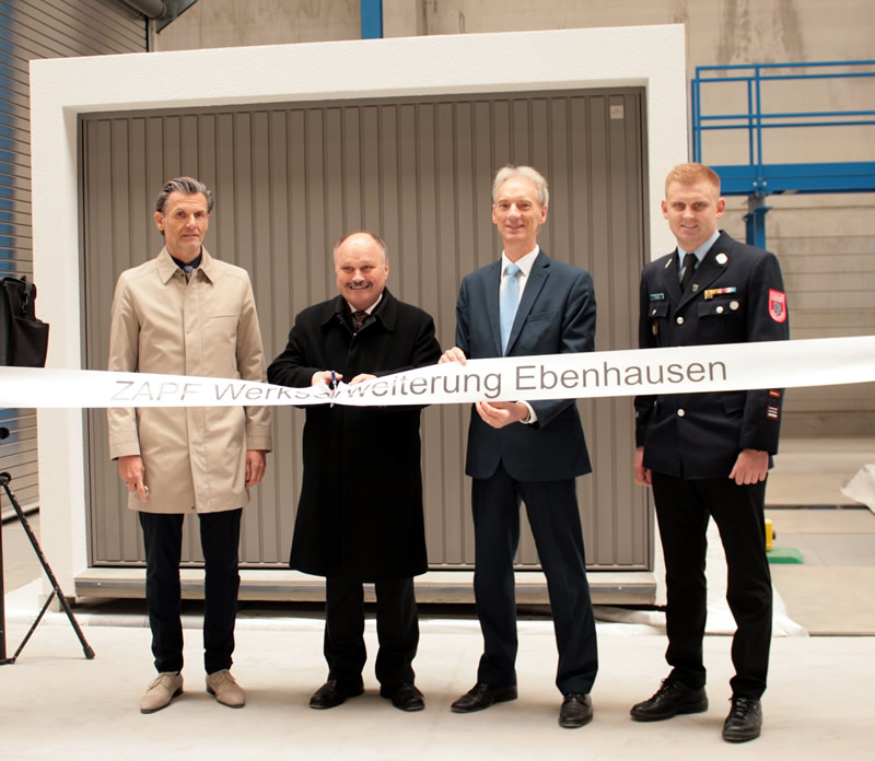 Einweihung der neuen Werkshalle im Garagenwerk-Ebenhausen